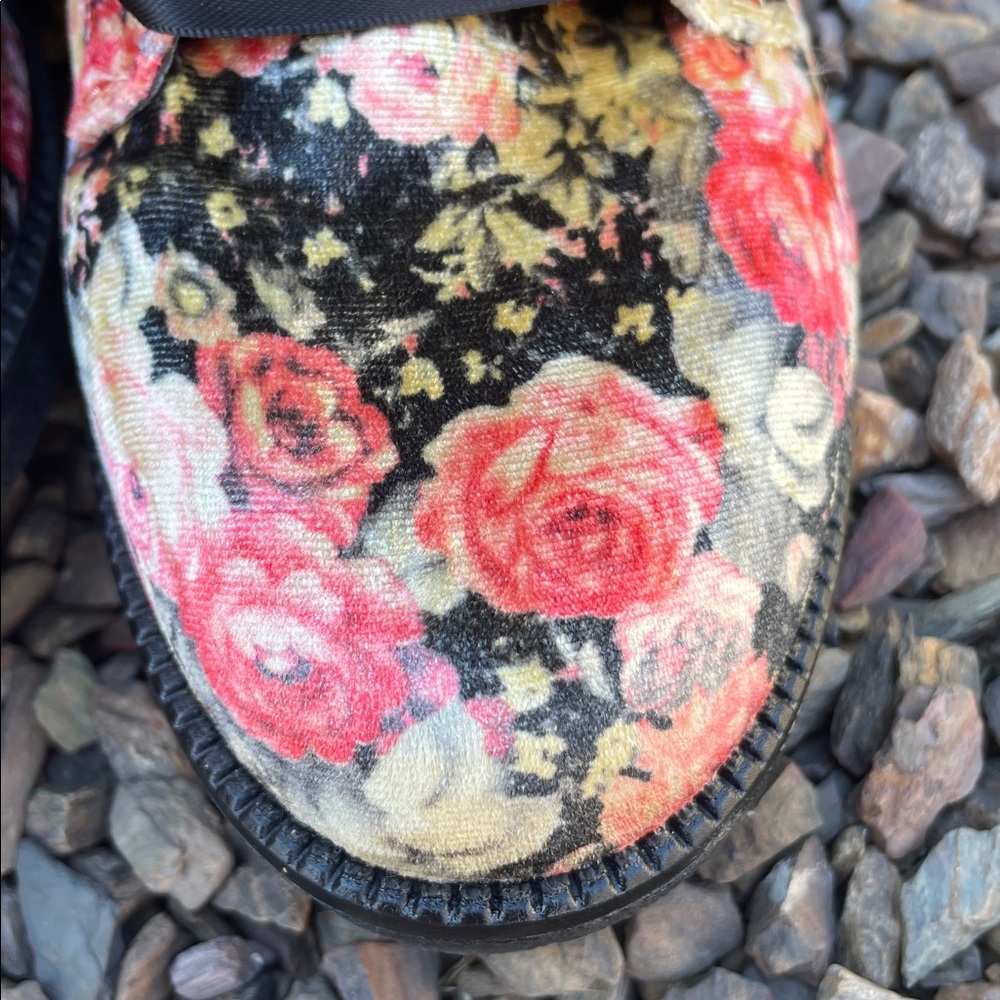 NIB Dirty Laundry Velvet Floral Combat Boots Size 8 1/2 - Picture 3 of 5
